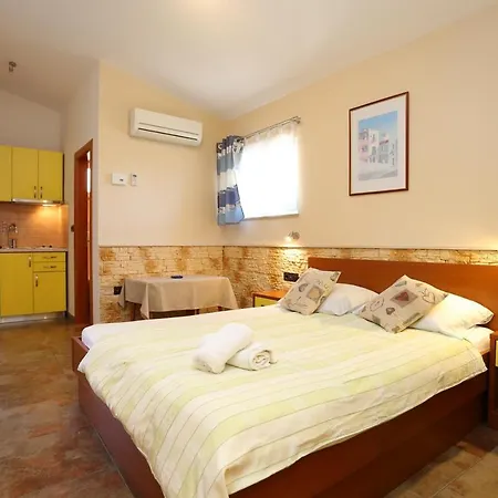 Studio Duce 16407d Appartement Dugi Rat